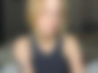 Amira's Live Sex Cam Show