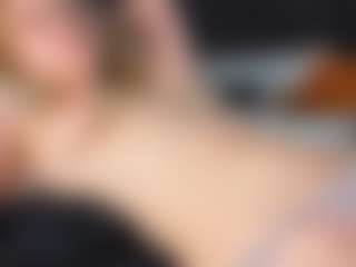 Live cam show with Amira - Public on Camiplay Live