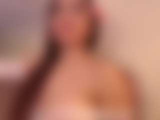 Live cam show with AuroraRenard - Double Penetration on MyBangCams