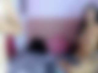 Spettacolo in cam dal vivo con CataAndAmber_2 - Nipple Piercings su Camsoda