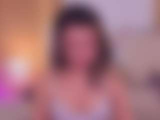 Live cam show with GenesisFara - Brown Eyes Blonde Hair on x69.live