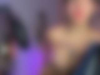 magic-kira-foxxxs Live-Sex-Cam-Show