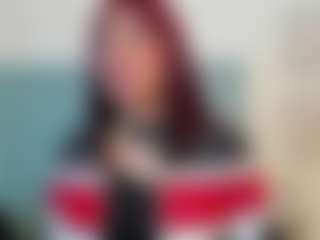 Live cam show with mia-hills - New Small Tits on TeamSkeetLive