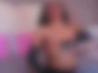 Live cam show with TaraMiller - New Petite on Camsoda