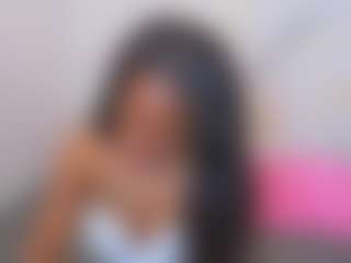 Live cam show with TaraMiller - Black Petite on sexylive.show