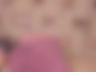 Live cam show with LauraValvet - New Young Adult on 1on1-livenow