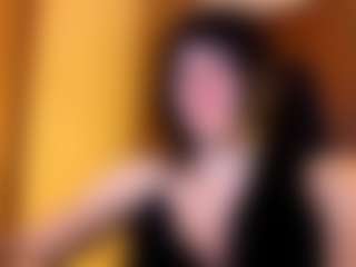 Live cam show with Nikki - Nipple Piercings on WildCum