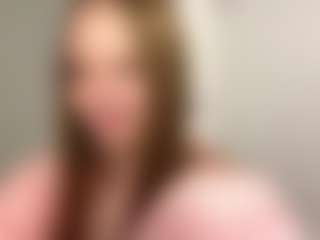 Live cam show with MillaColvert - Brown Hair on Soda Cam