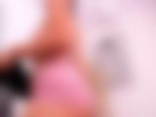 Live cam show with Violettroose - Domination on Livezox