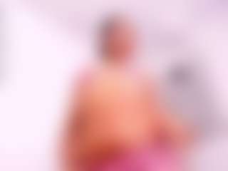 Live cam show with Violettroose - New Small Tits on friskycurves.com