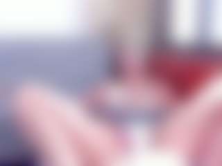 Live cam show with Violettroose - Slave on Camsoda