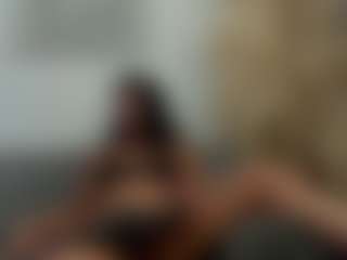 Spettacolo in cam dal vivo con Violettroose - Submissive su Camsoda