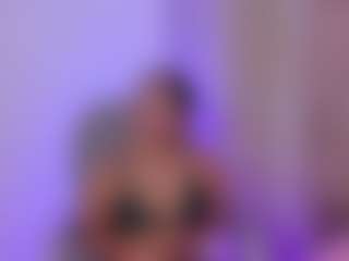 Live cam show with Violettroose - Period on mypornchat.com