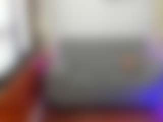 Live cam show with Violettroose - Spanks on Dolls Live