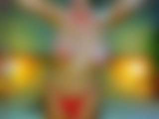 Live cam show with helloimkitty - Brown Eyes on Hubzter Live