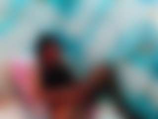 Live cam show with ebonysplitfire - Striptease MILF on crypto-cams