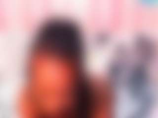 ebonysplitfire MILF webcam performer live streaming