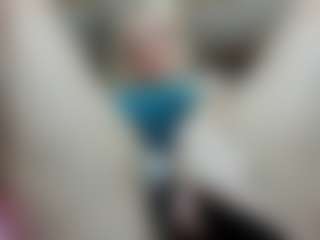 sisilvia465's Live Sex Cam Show