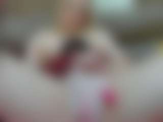 Live cam show with sisilvia465 - Solo on Camsoda