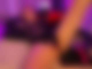 Live cam show with AlkhimRebecca - New Tattoos on Fling VIP Chat