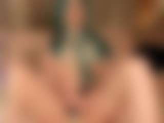 Live cam show with MysticRavyn - Gray Eyes on Camsoda
