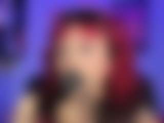SoftieNicki's Live Sex Cam Show