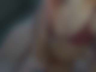 Live cam show with Megh - Blonde Hair Teen (18+) on Dolls Live