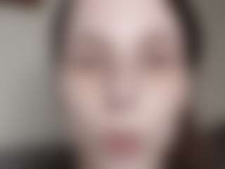 Live cam show with rahlynne - Fishnets on madthumbs