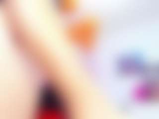 Live cam show with ZachaTompsonTS - Average on intimatelivegirls.com