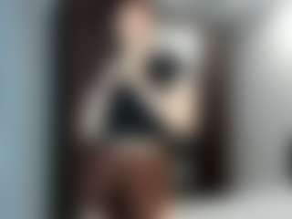 Live cam show with MyraTourtelotte - Facial Piercings on xfollow cams