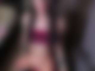 Live cam show with karinisse - Bi on https://playwithruby.com