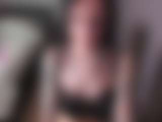 Live cam show with karinisse - Long Hair on dropp.cam