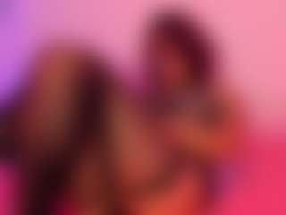 Live cam show with Mavis18 - Camel Toe on Dolls Live