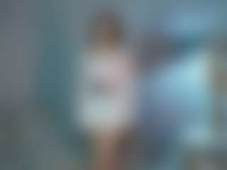 Live cam show with EldoraVenuto - Brown Hair Petite on SmokeAndPoke
