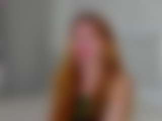 Live cam show with EvaLuv - New Blowjob on hrnylive.com