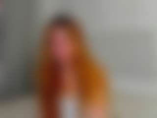 Live cam show with EvaLuv - Thin on CamClone