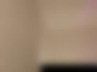 Live cam show with VellyMelly - Green Eyes on CamwithHer