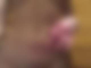 Live cam show with Ashley - Hairy Pussy on Camsoda