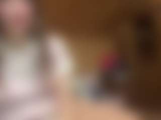 Live cam show with Ashley - Hairy Pussy on Dolls Live
