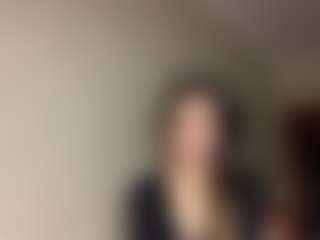 Lora's Live Sex Cam Show