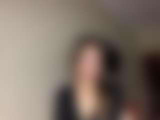 Lora's Live Sex Cam Show