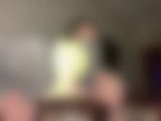 Live cam show with Lora - Skinny on instabang
