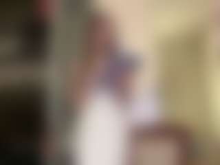 Lora's Live Sex Cam Show