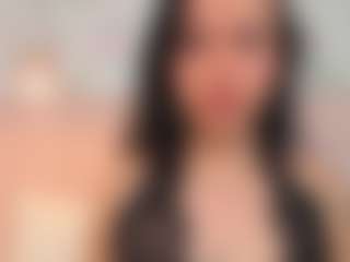 emma-rose29's Live Sex Cam Show