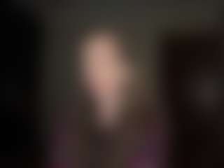 Live cam show with LahomaBoore - New Teen (18+) on SpunkLive