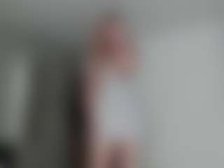 Live cam show with Mila - New Sexwebcam on Mixed Magazine Live