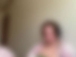 Live cam show with LoriaHuffine - New Tattoos on SmokeAndPoke