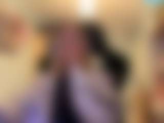 Adel's Live Sex Cam Show