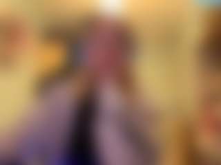 Adel's Live Sex Cam Show