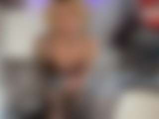 Live cam show with Nora - New Teen (18+) on justonemore.cc